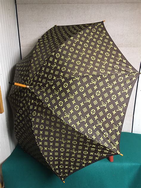 louis vuitton umbrella outlet.